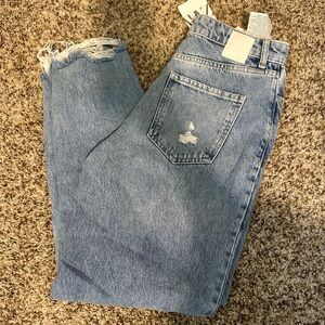 Zara Mom Fit Jeans